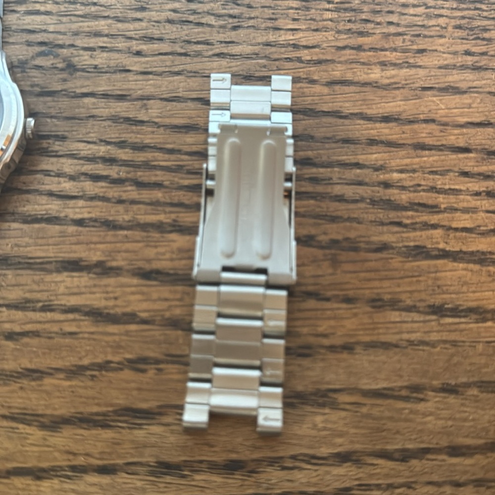 Eclipse Men’s Watch - Picture 2 of 4